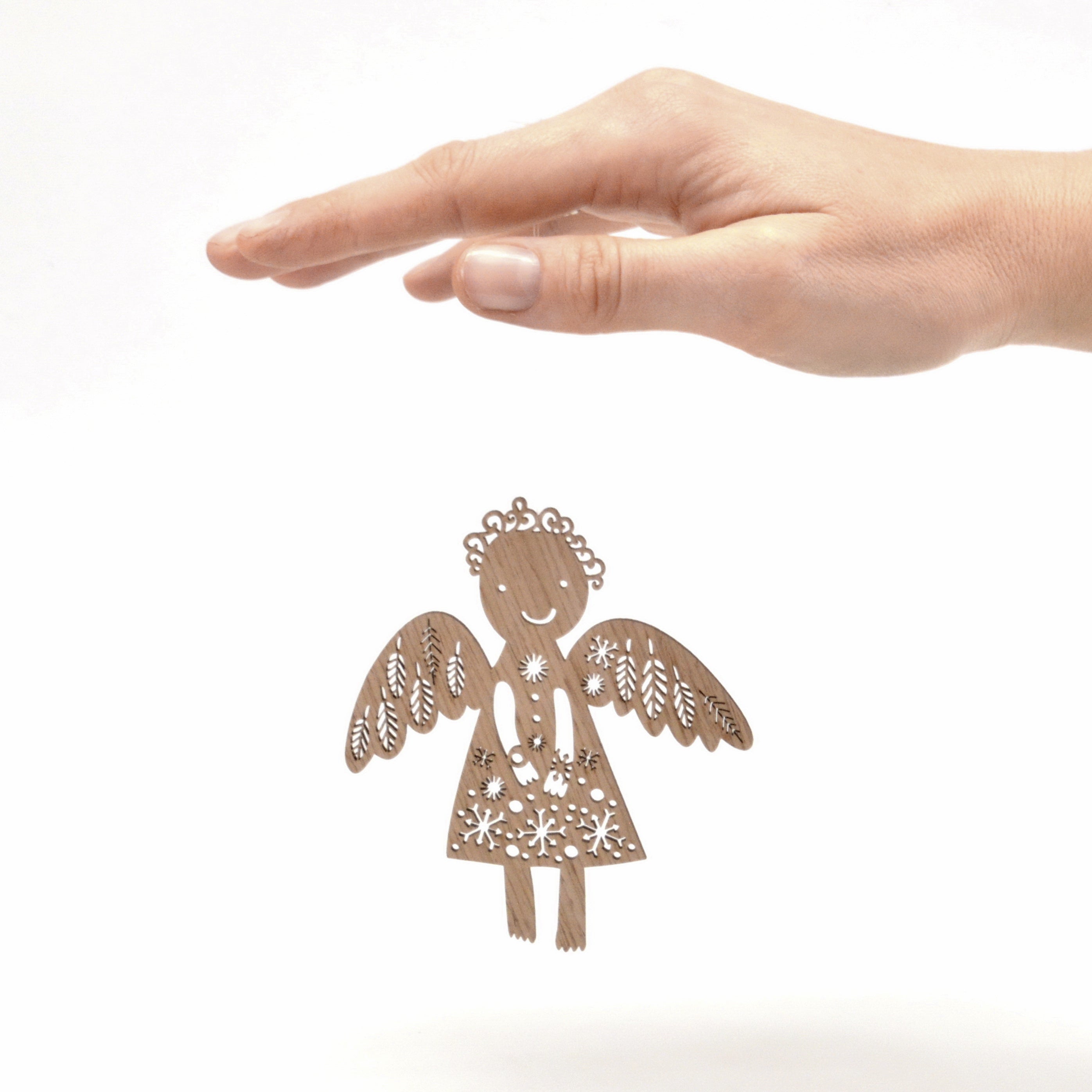 Pakabukas / magnetukas ANGELAS SNAIGUOTA SUKNELE