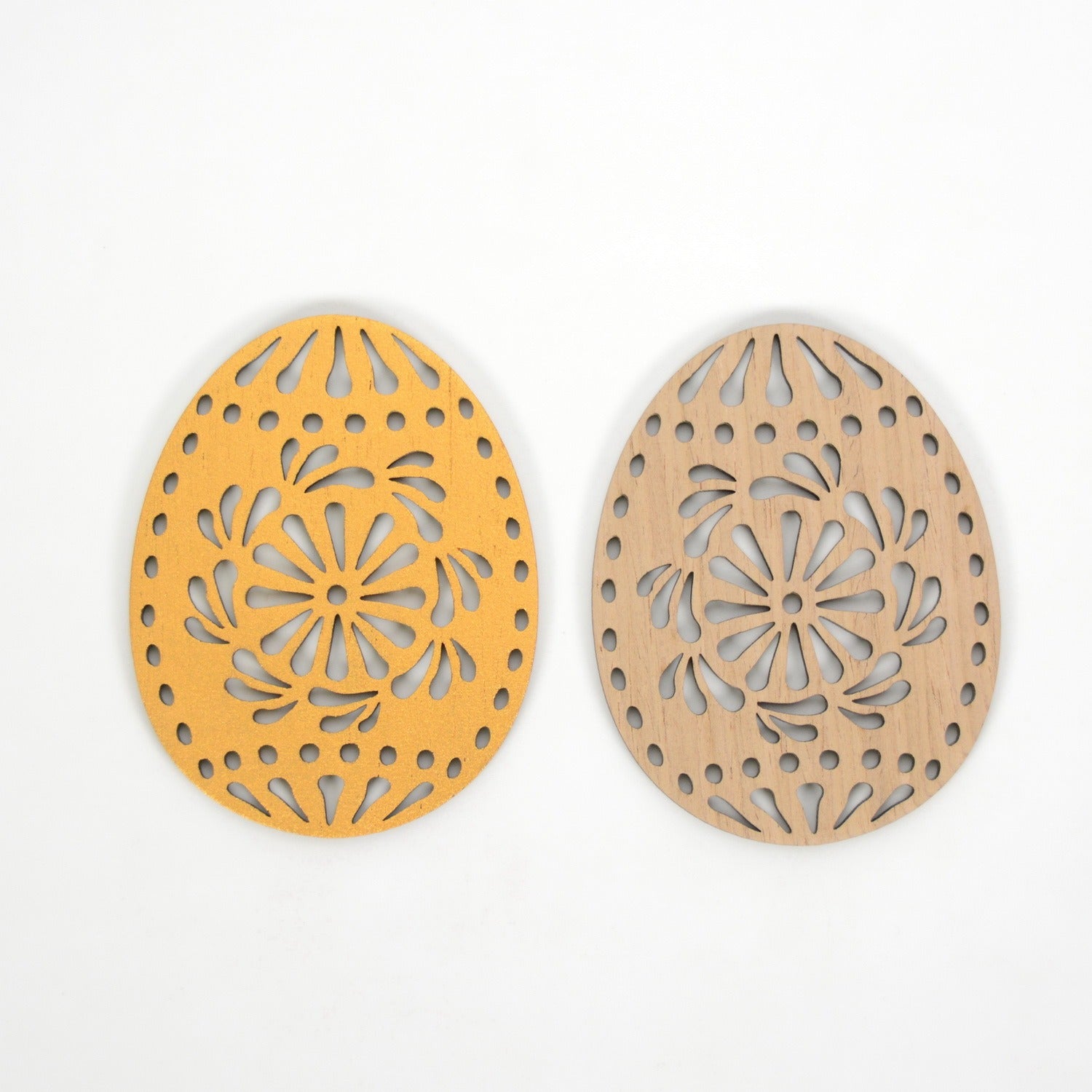 Pendant / magnet GOLD DAISY FROM RAIN
