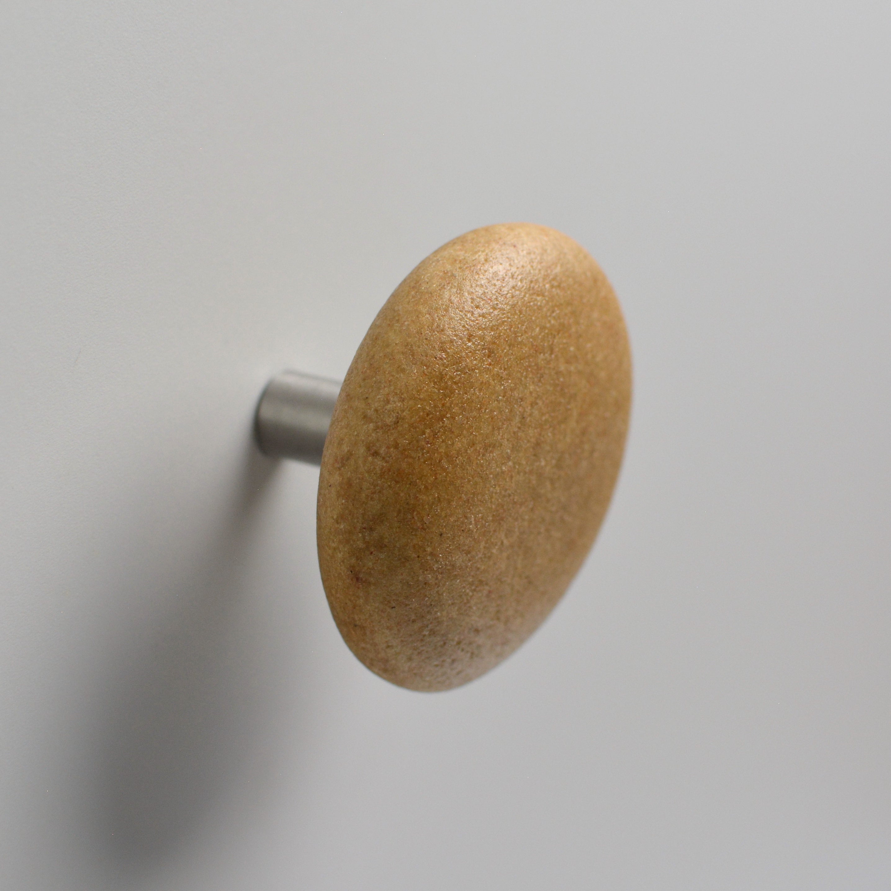 Pebble knob / hook BEIGE SAND - round