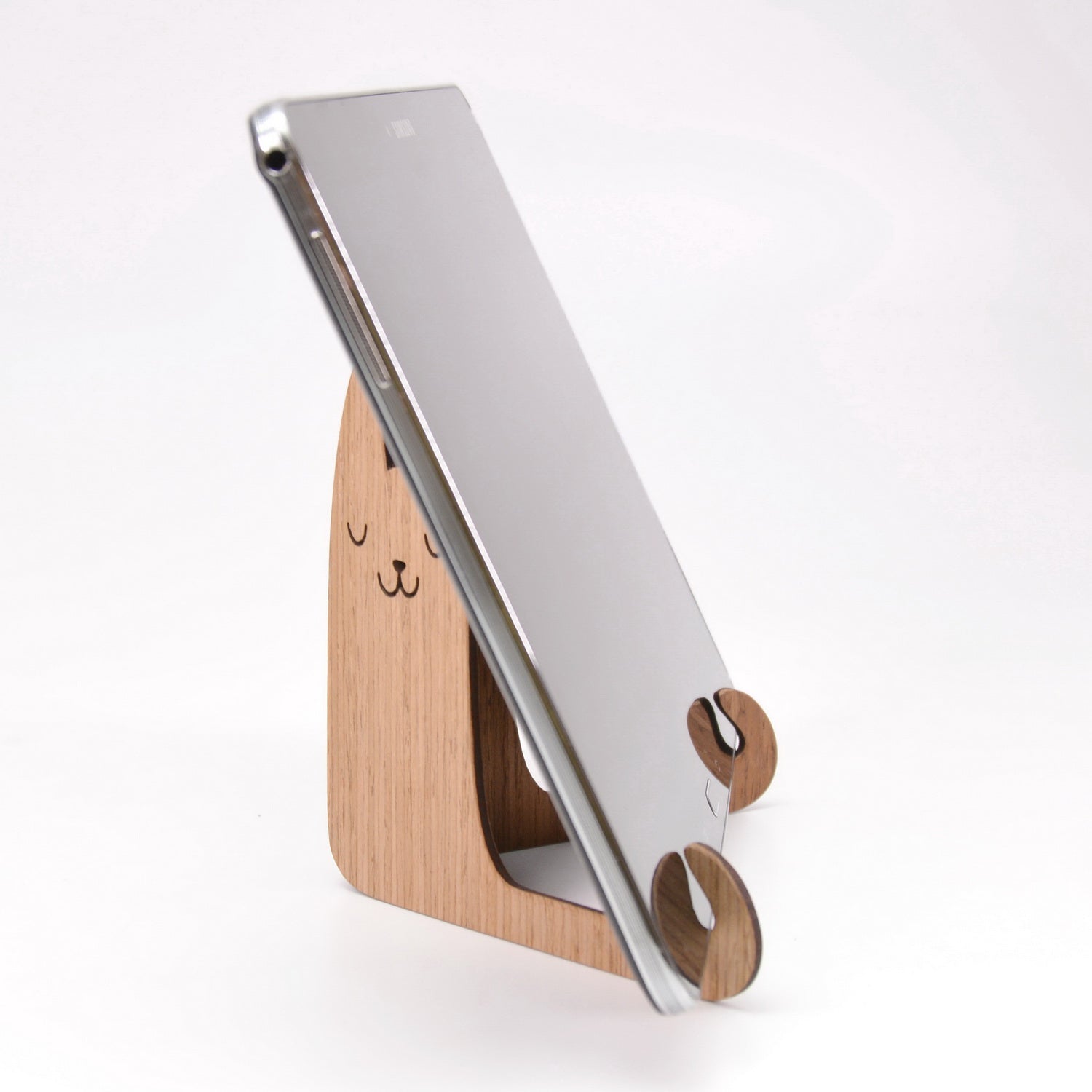 Sisters with raised shoulders