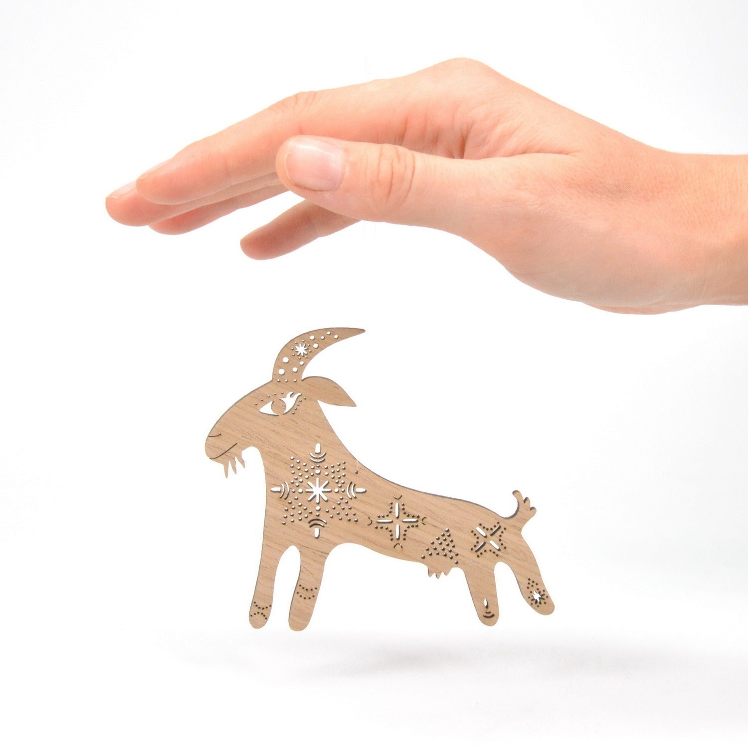 Pendant / magnet GOAT FROM THE WHITE GARDEN