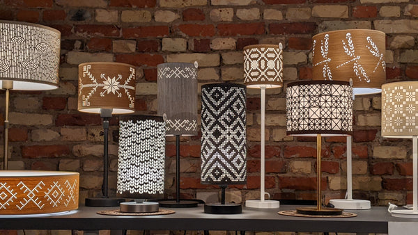 etnodesign_staliniai_šviestuvai_mediniai_ornamentuoti_gaubtai