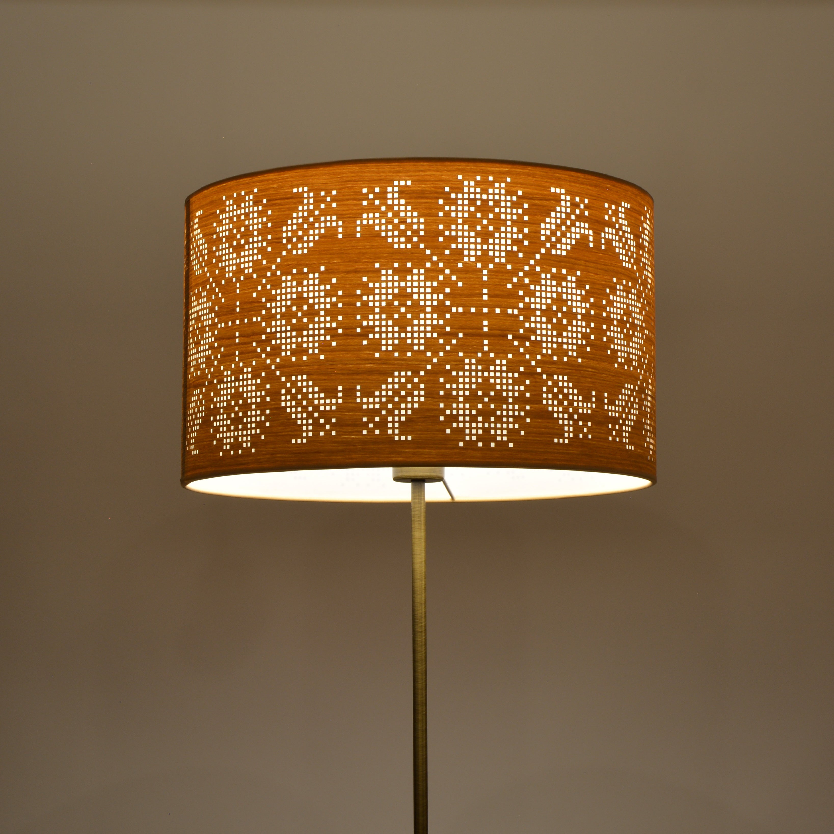 Lampshade for floor lamp - LILIES