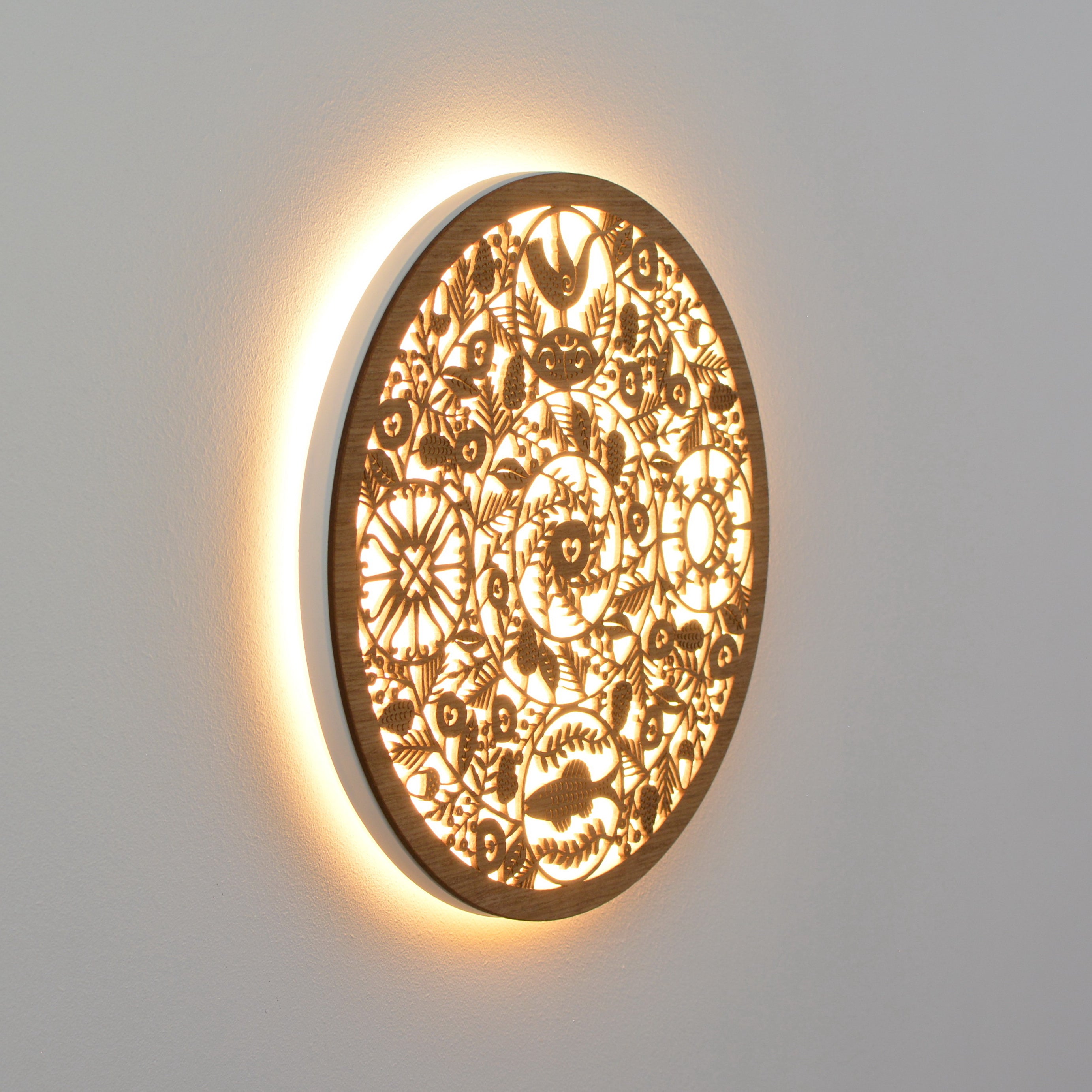 Sieninis šviestuvas PILNATVĖS LAIKAS